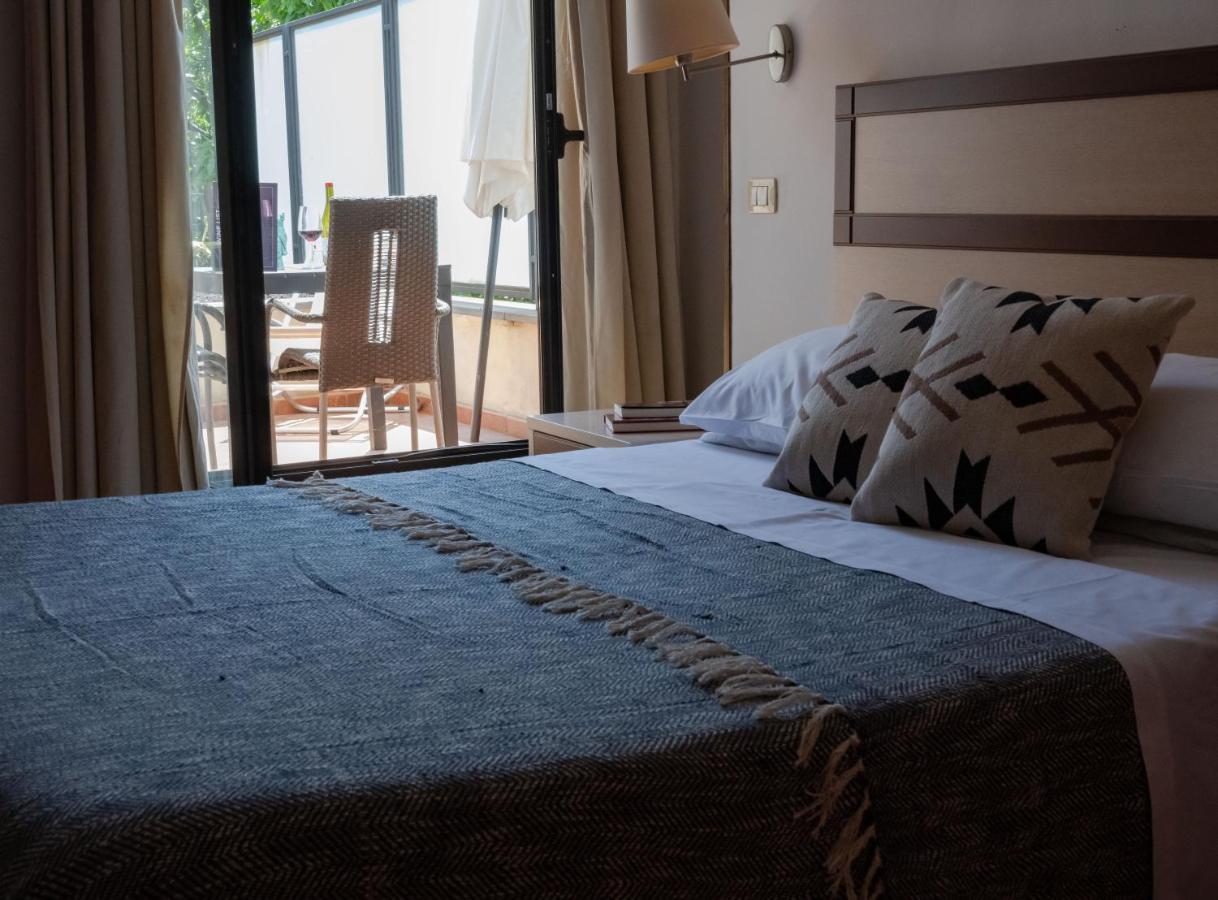 Hotel Milomax Экстерьер фото